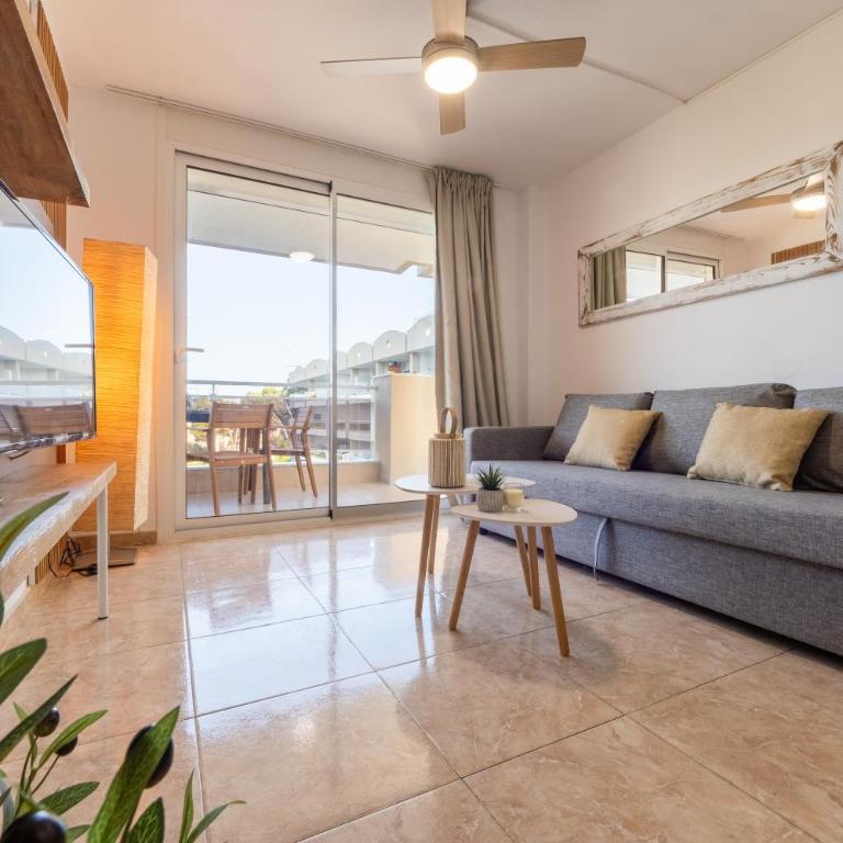 Blue Horizon - Terrace - Pool - 5 minutes from the beaches - Apartment mit 3 Schlafzimmern - 4