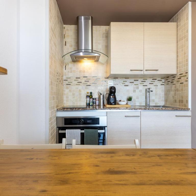 Blue Horizon - Terrace - Pool - 5 minutes from the beaches - Apartment mit 3 Schlafzimmern - 12