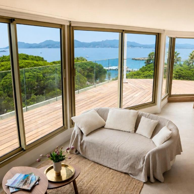 Cannes Croisette - Panoramic sea view - Appartement 2 Chambres - 5