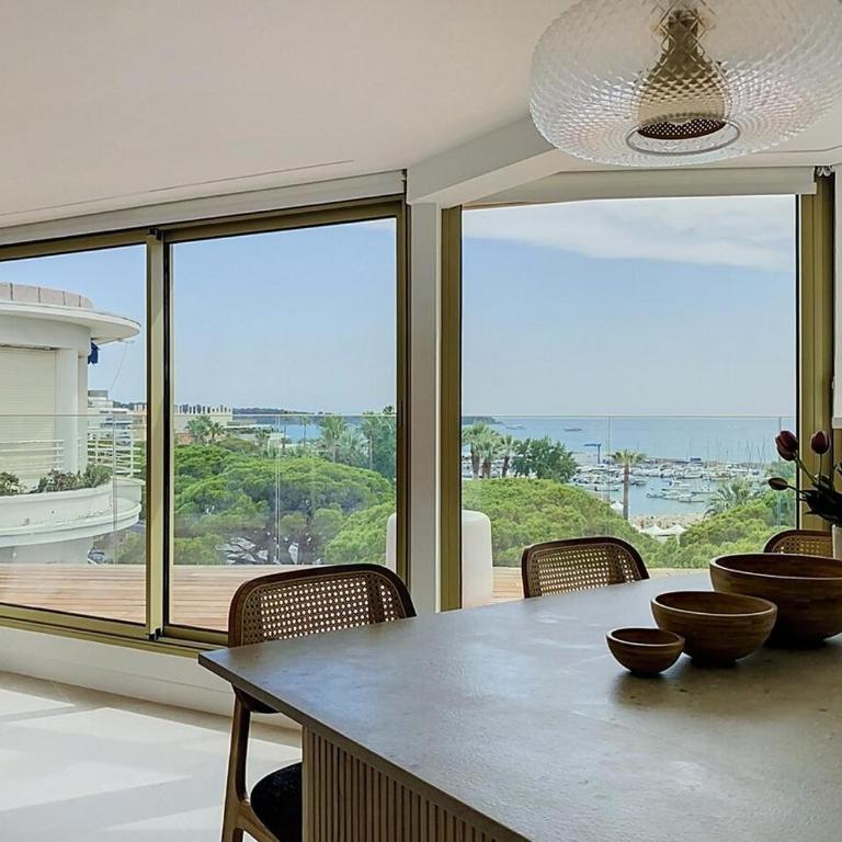 Cannes Croisette - Panoramic sea view - Appartement 2 Chambres - 16