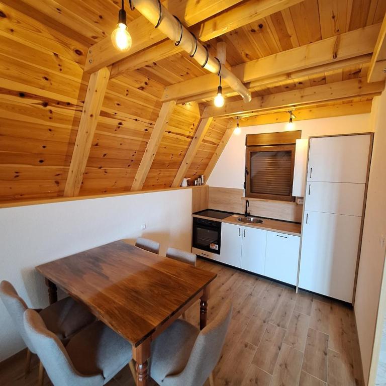 Koliba SAN - Two-Bedroom Villa - 8
