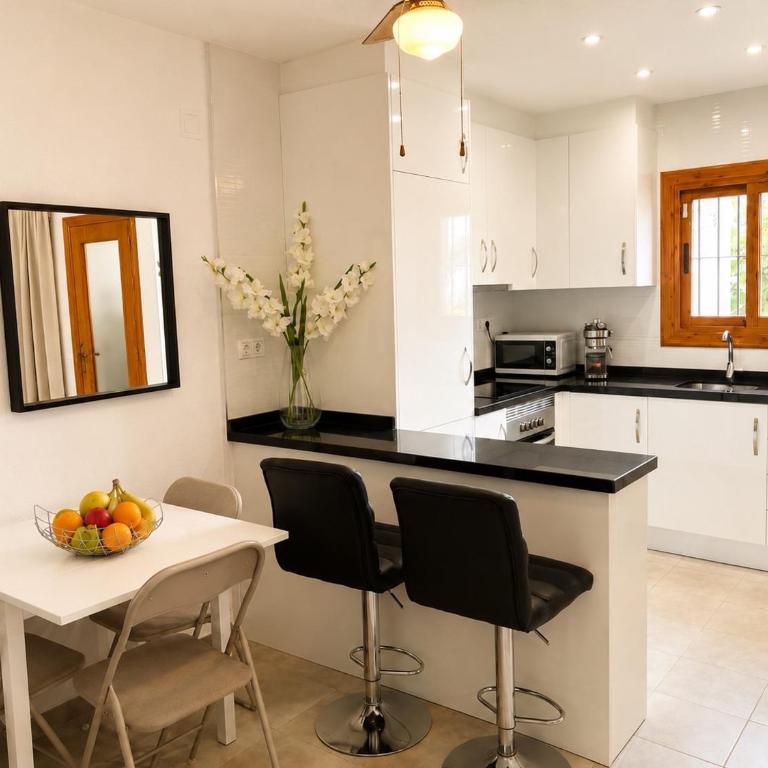 Oasis of Sunshine - Two-Bedroom Family Apartment - 18