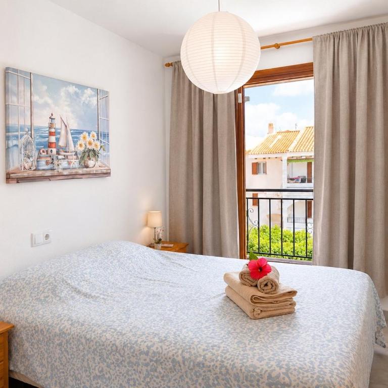Oasis of Sunshine - Two-Bedroom Family Apartment - 24