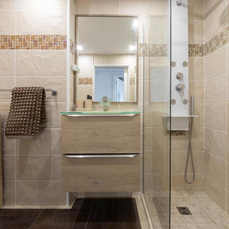 Blue Horizon - Terrace - Pool - 5 minutes from the beaches - Apartment mit 3 Schlafzimmern - 18