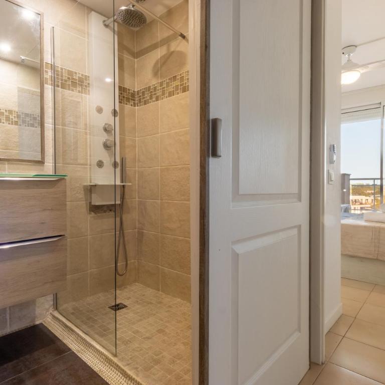 Blue Horizon - Terrace - Pool - 5 minutes from the beaches - Apartment mit 3 Schlafzimmern - 21