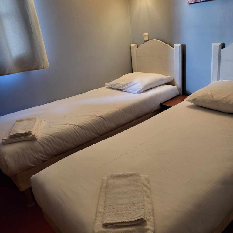 maison familiale cosy avec piscine - Maison 2 Chambres - 9