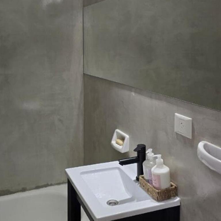 Rent2888 Pasco - One-Bedroom Apartment - 8