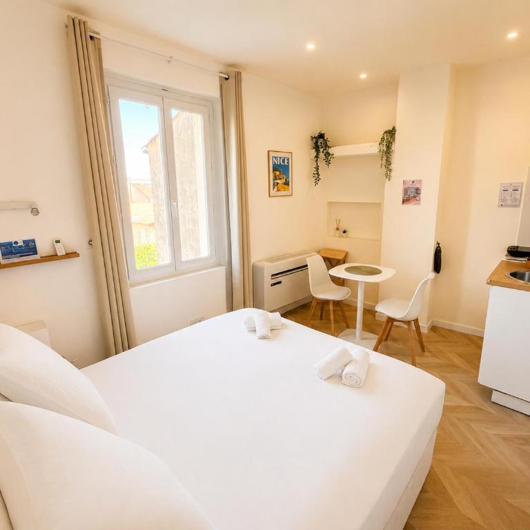 Joyau Prestige, Studio, 2P, AC, Coeur Vieil Antibes - Studio - 1