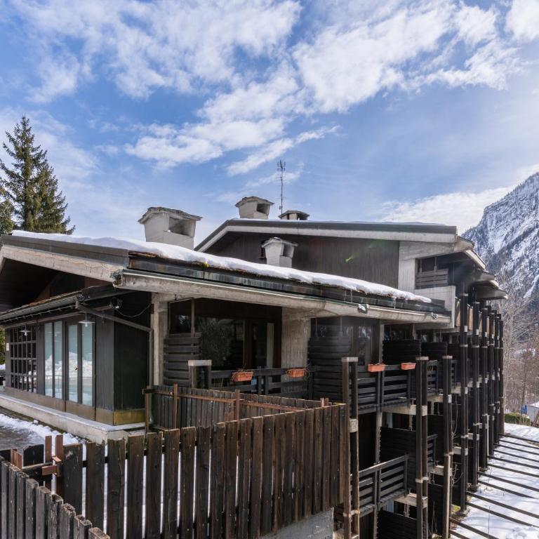 Hotel Les Jumeaux Courmayeur - Camera Matrimoniale Classic - Edificio Separato - 1