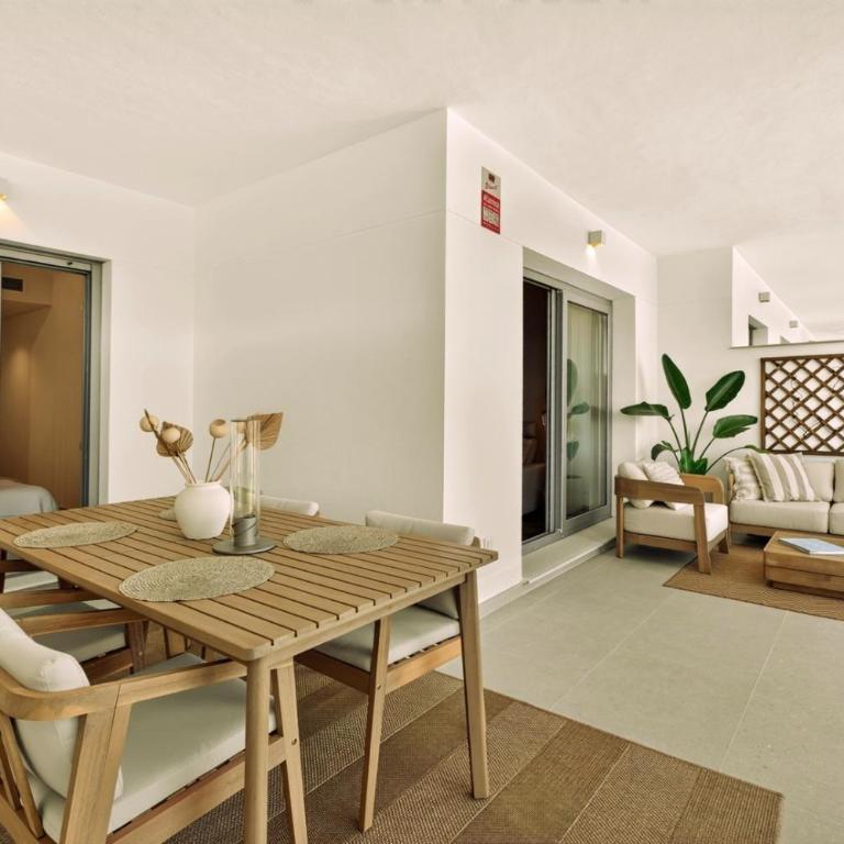 Casa Palmera Stylish Garden Apt Pool Estepona - Two-Bedroom Apartment with Terrace - 12