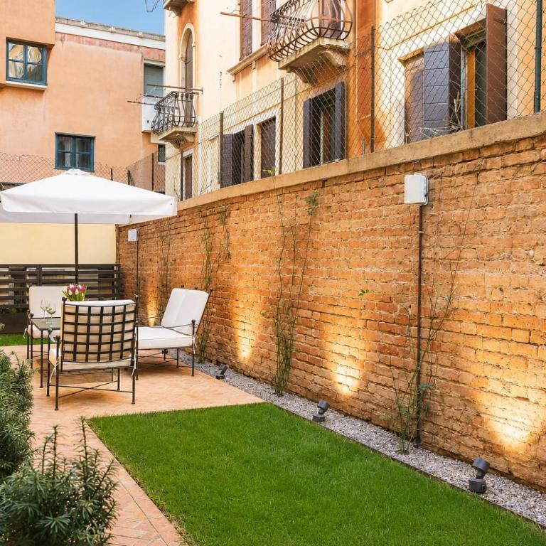 Dimora elegante con esclusivo giardino privato - Appartamento con 2 Camere da Letto - 75