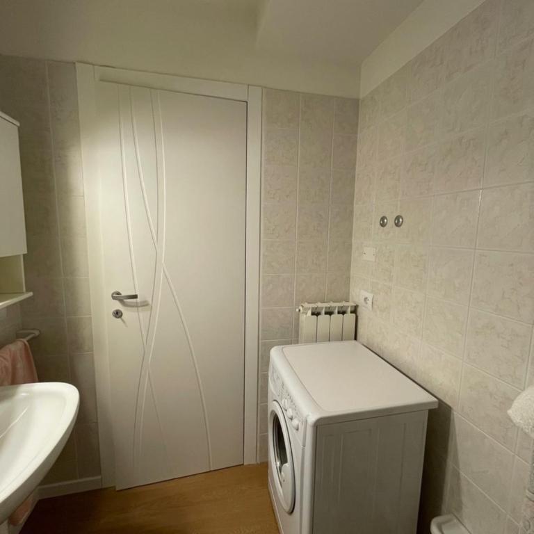 Residence Milan - Agenzia Arcobaleno - Appartamento con 1 Camera da Letto (4 Adulti) - 6
