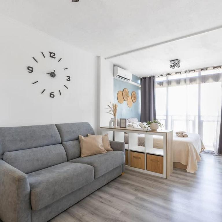 Cozy Studio Near Beach&Lakes - Studio - 2