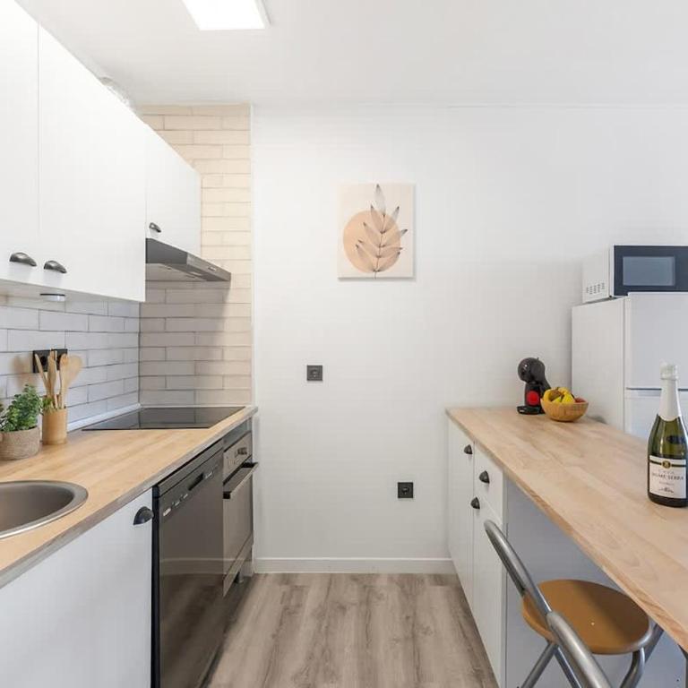 Cozy Studio Near Beach&Lakes - Studio - 3