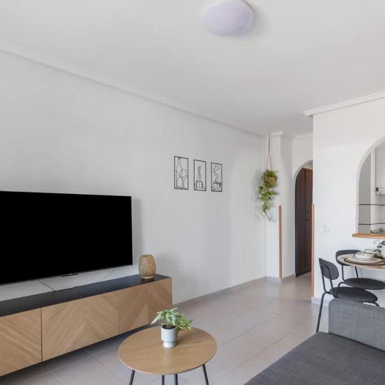 2BDR Apt with Pool Stunning Sunset 300m Beach - Apartment - 20