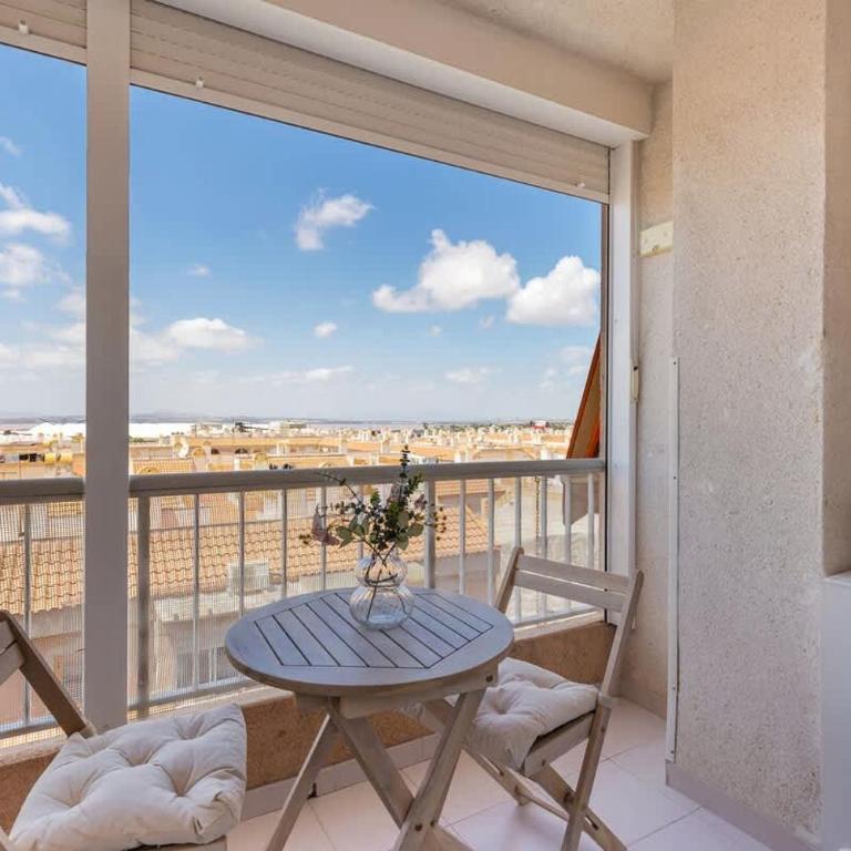 2BDR Apt with Pool Stunning Sunset 300m Beach - Apartment - 29
