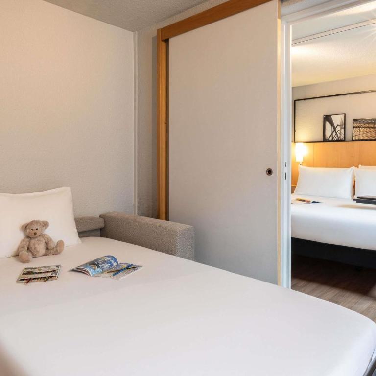 Ibis Paris Tour Eiffel Cambronne 15ème - Chambre Double Supérieure avec Canapé-Lit - 2