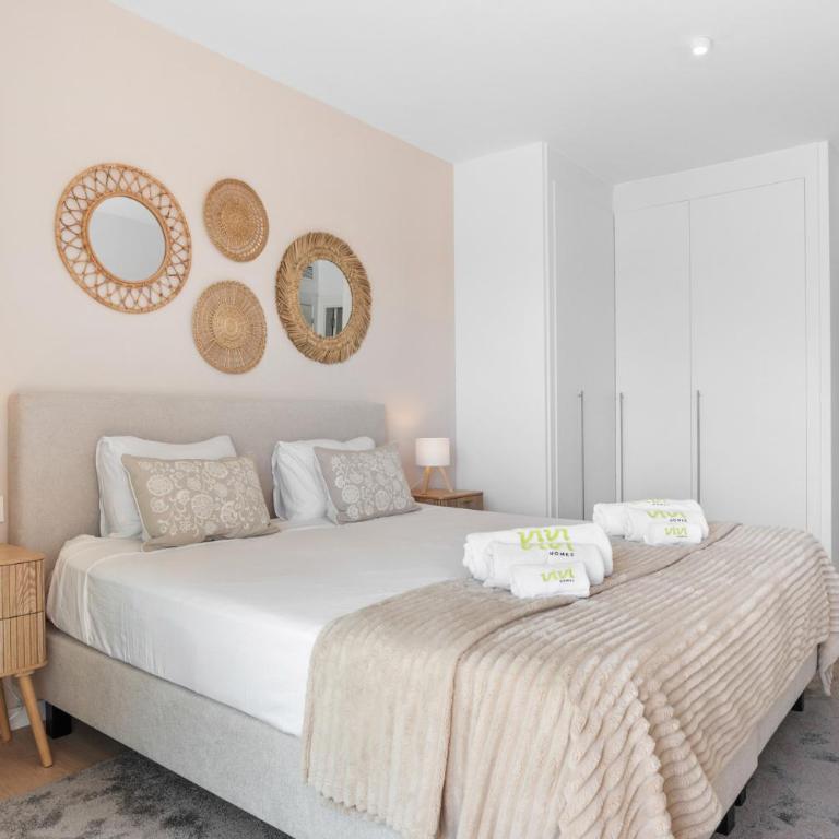 ViVi Homes - Casa Solara - Pool - Gym - Terrace - Three-Bedroom Apartment with Balcony - 22