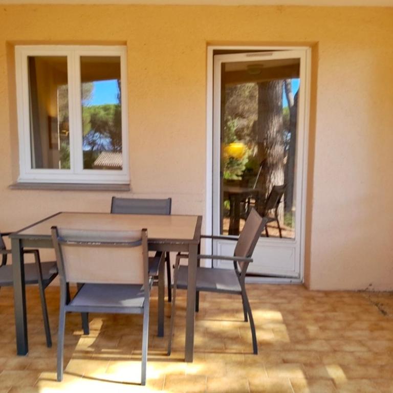 Escapade au calme à une encablure de Saint-Raphaël - Appartement - Rez-de-Chaussée - 12