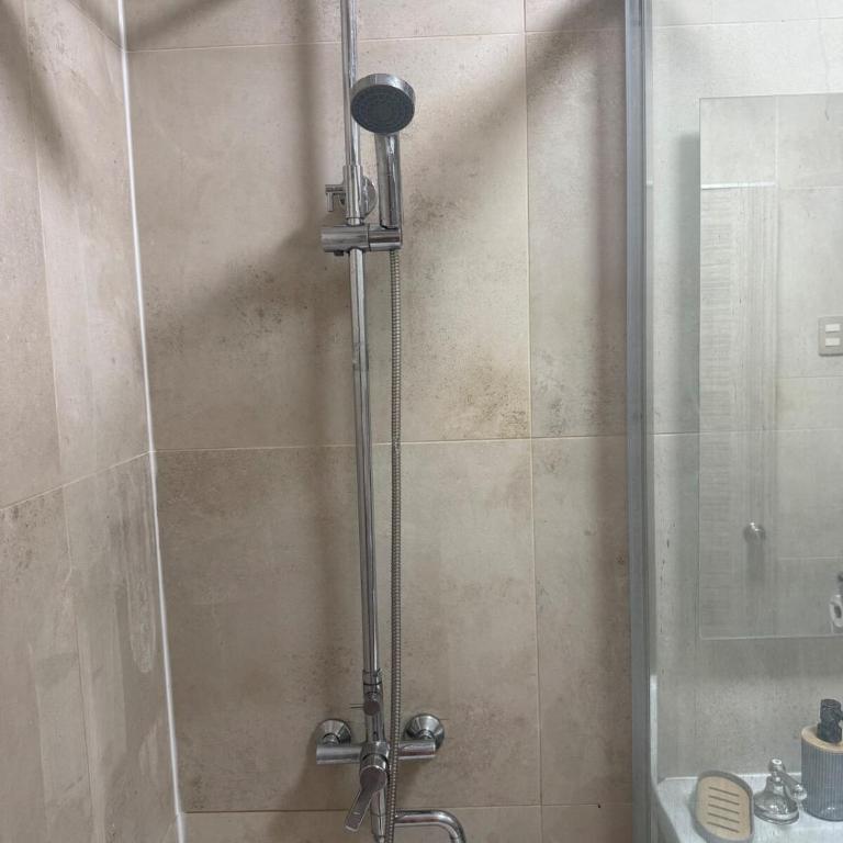 Acogedor frente al parque, 1 cuadra el metro - Two-Bedroom Apartment - 17