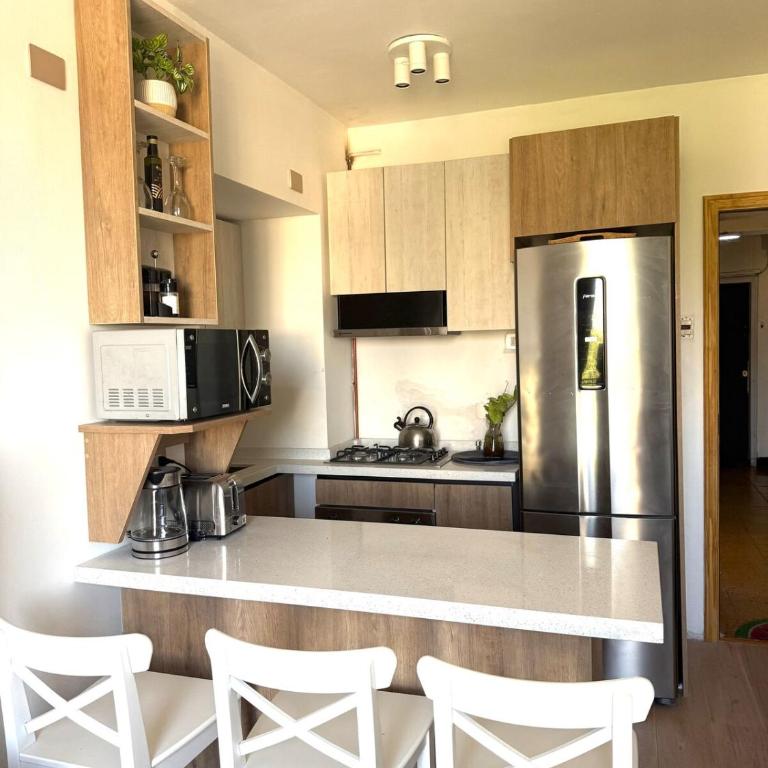 Acogedor frente al parque, 1 cuadra el metro - Two-Bedroom Apartment - 1