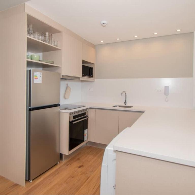 Comfortable 1BR Apartment - Apartment - 4