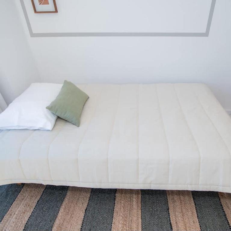 Comfortable 1BR Apartment - Apartment - 5