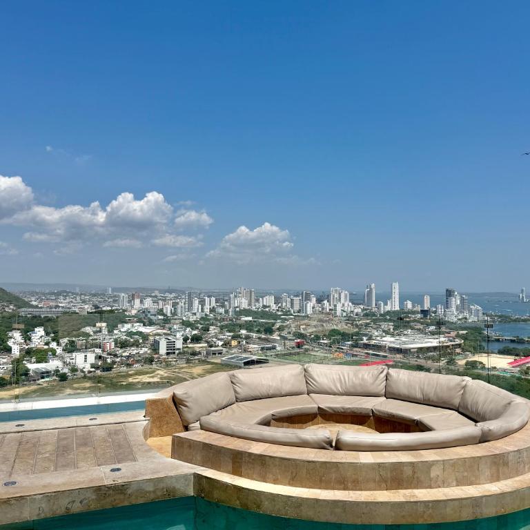 NEW! Ocean & City 360views 25FL FREE Airport pick up BY IMZ - Two-Bedroom Apartment - 17