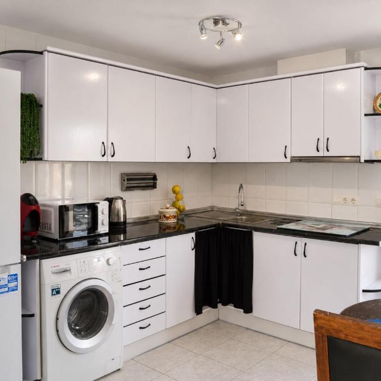 Townhouse with shared pool - Casa - 17