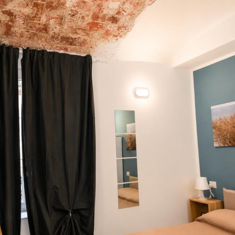 Affittacamere Central Torino - Single Room with Private External Bathroom - 7