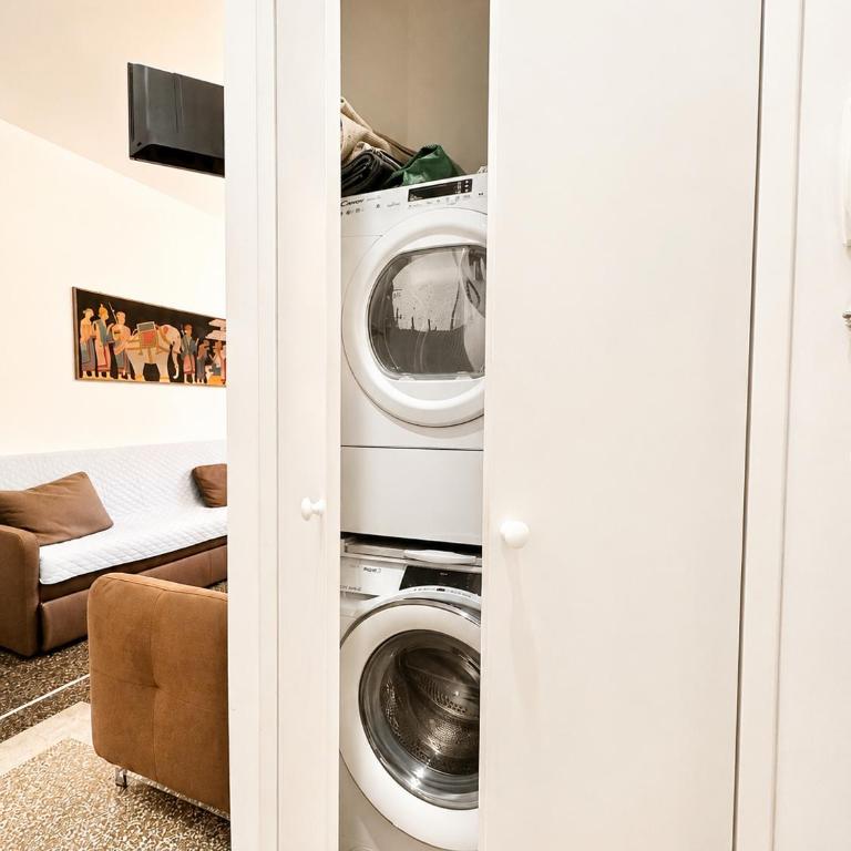 Hostdomus - Casa Tiffany - Appartamento con 2 Camere da Letto - 17
