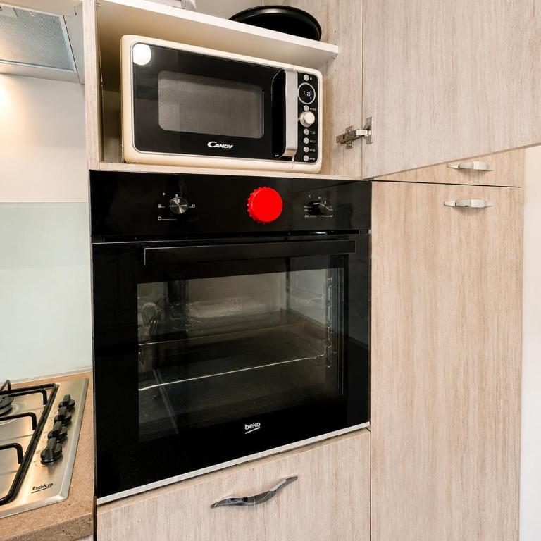 Hostdomus - Casa Tiffany - Appartamento con 2 Camere da Letto - 37