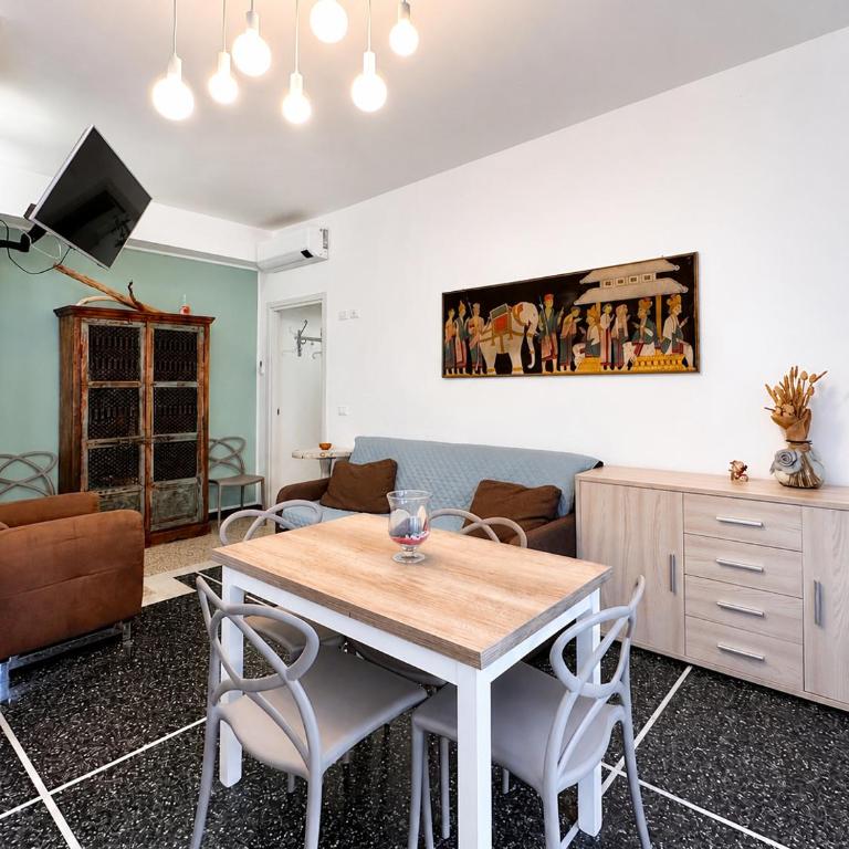 Hostdomus - Casa Tiffany - Appartamento con 2 Camere da Letto - 22