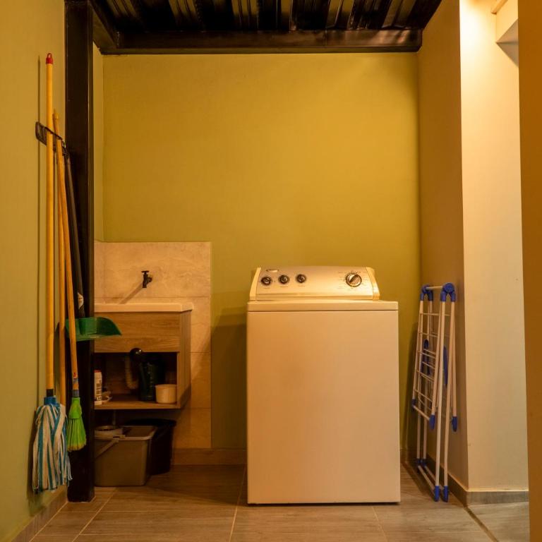 Terra Suites - Deluxe King Studio - 10