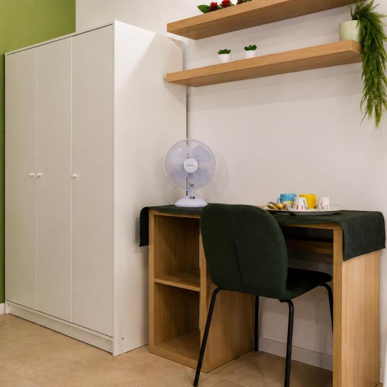Affittacamere Central Torino - Double Room with Private Bathroom - 8