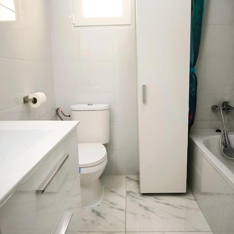 ICON Beach Apartment - 1 Min to Beach & Free Garage - Apartment mit 3 Schlafzimmern - 3