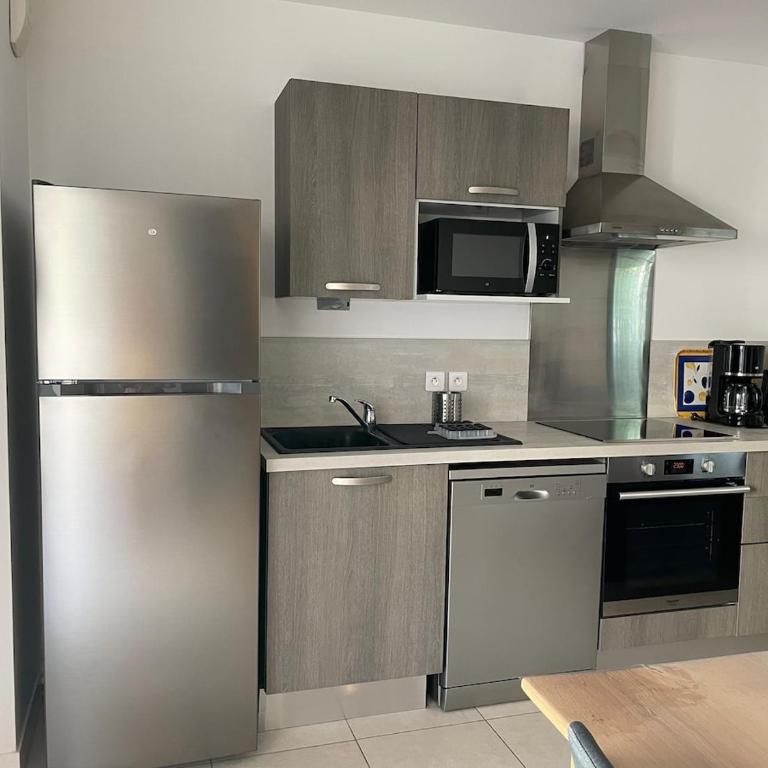 Aurore, pkg, air conditionné - Appartement 3 Chambres - 2