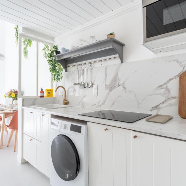 Urban White - loft lumineux avec terrasse - Studio - 3