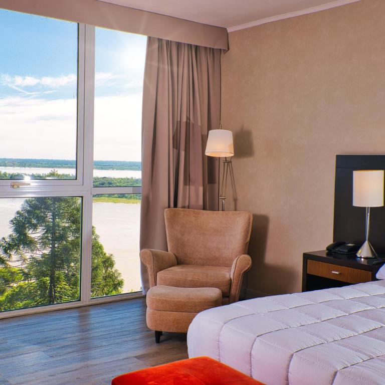 Howard Johnson Plaza Resort & Casino Mayorazgo - Corner Suite - 2
