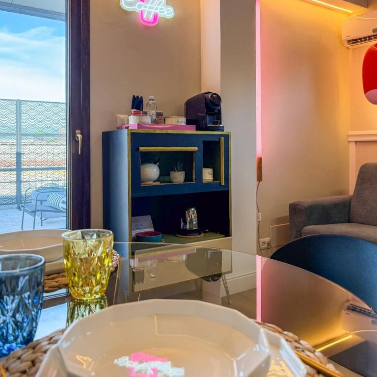 Secret Rooftop Suite - Tor Vergata Metro C - Appartamento con 1 Camera da Letto - 2