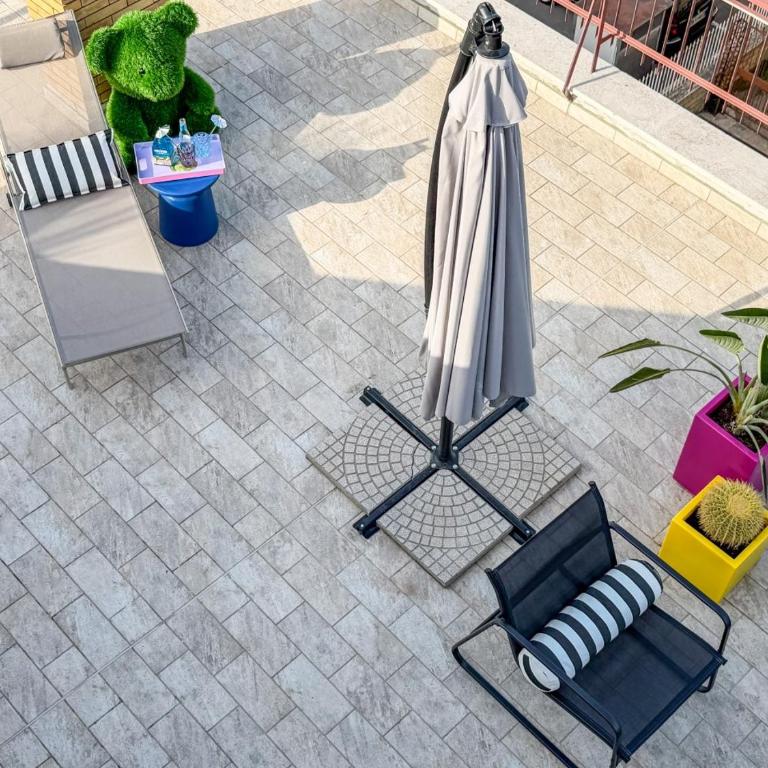 Secret Rooftop Suite - Tor Vergata Metro C - Appartamento con 1 Camera da Letto - 22