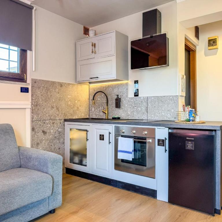 Secret Rooftop Suite - Tor Vergata Metro C - Appartamento con 1 Camera da Letto - 23