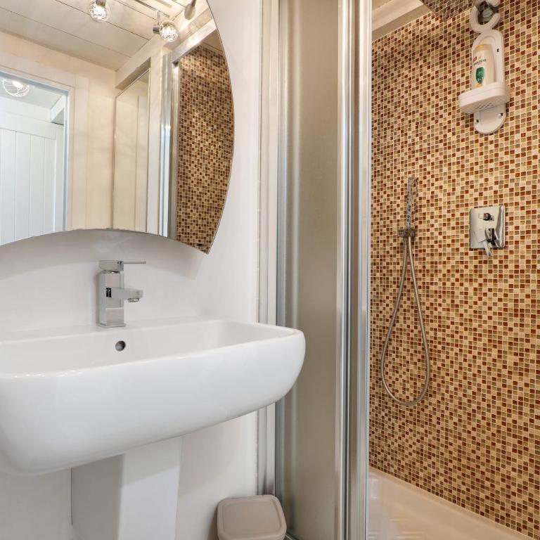 Marea Apartment - by And service - Appartamento Superior con 2 Camere da Letto - 13