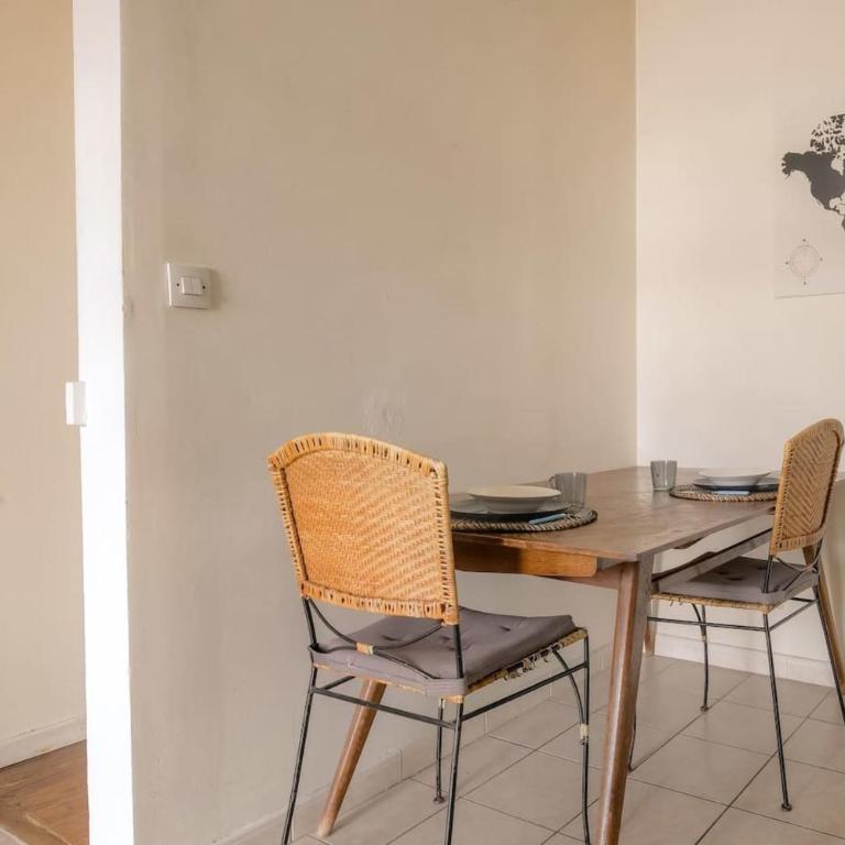 Charming with balcony in the heart of the 7th - Apartment - 2