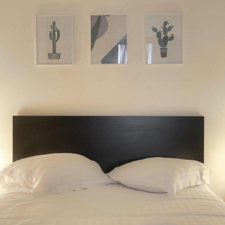 Charming with balcony in the heart of the 7th - Apartment - 9