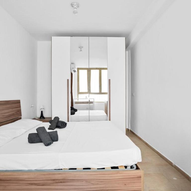 CA7 Luminoso Bilocale Moderno vicino alla stazione - Appartamento con 1 Camera da Letto - 16