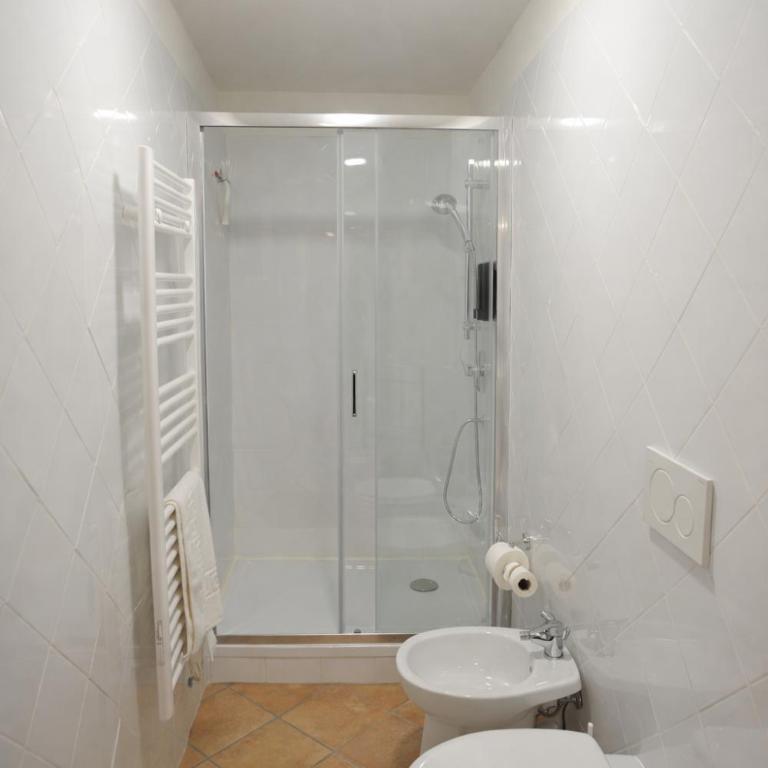 Cinque Terre in Fiore - mytouristhome - Double Room with Private Bathroom - 4