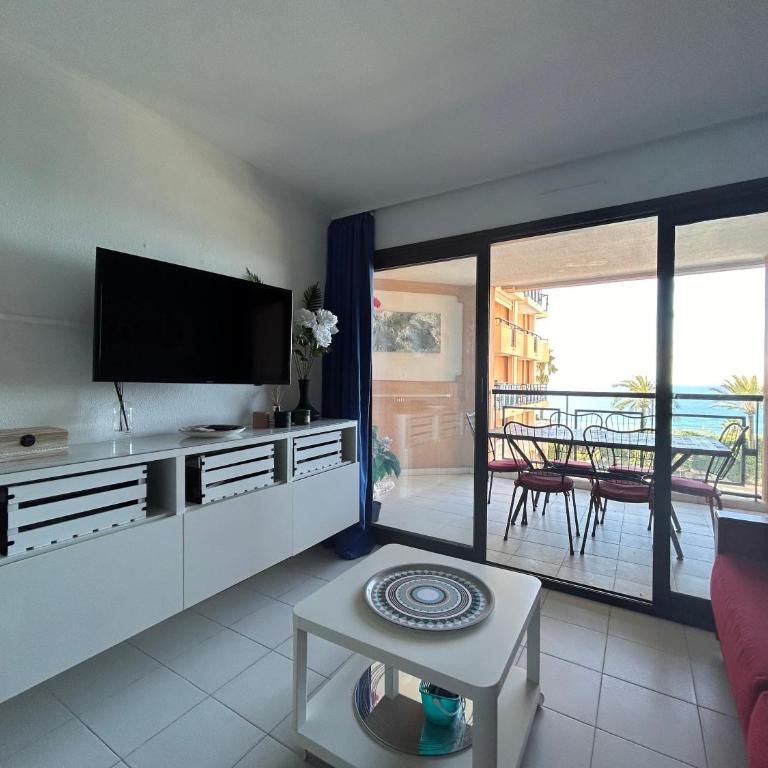 Charming Sea Access Apartment - PeliCannes - Appartement 2 Chambres - 13