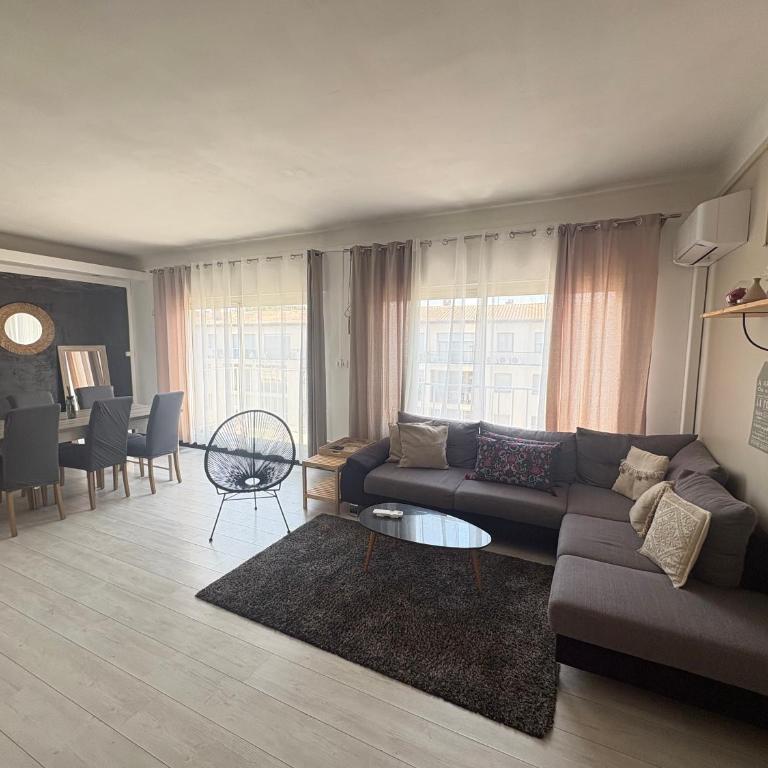 Le Saint pierre Appartement à 5 minutes à pieds du centre-ville - Two-Bedroom Apartment - 3