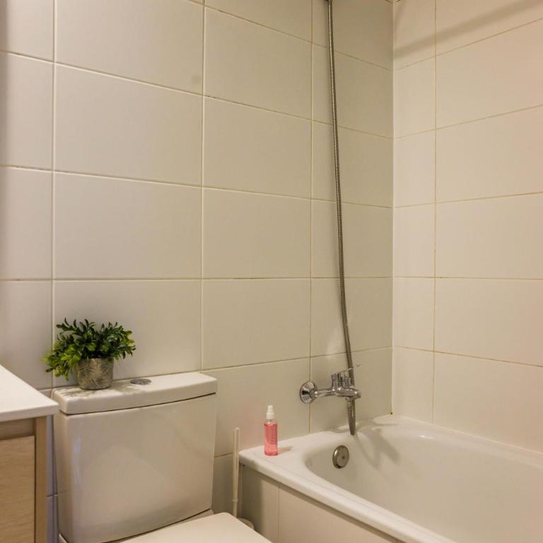 Escape to the Heart of the City with Great Views - Apartment - 22